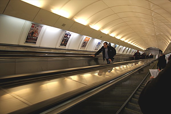 017-Станция метро